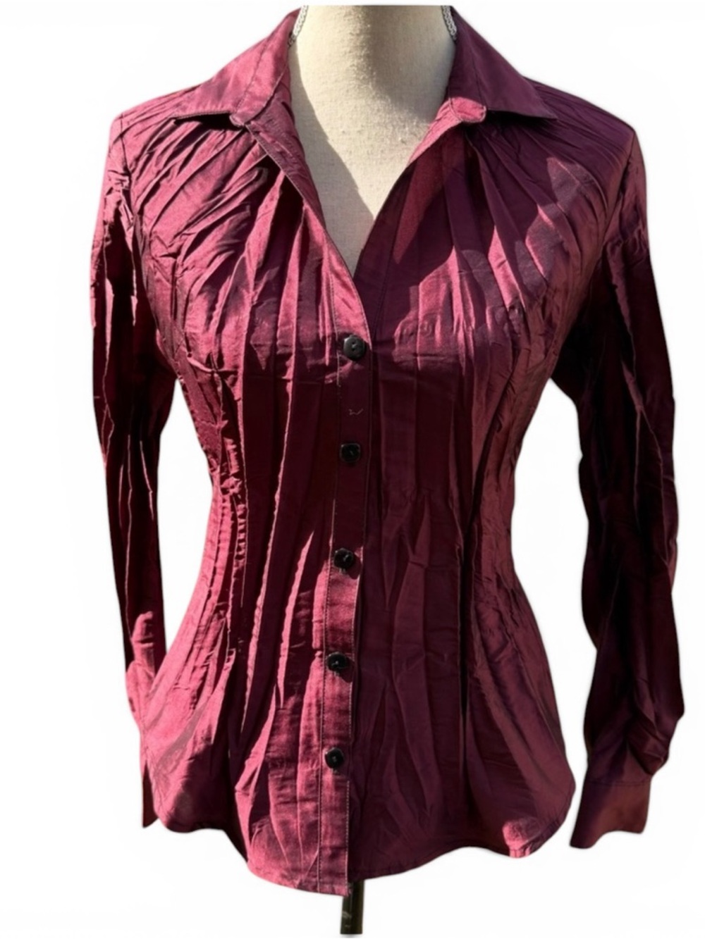 Beluva deep burgundy pleated polyester shirt. Size medium. NWOT.